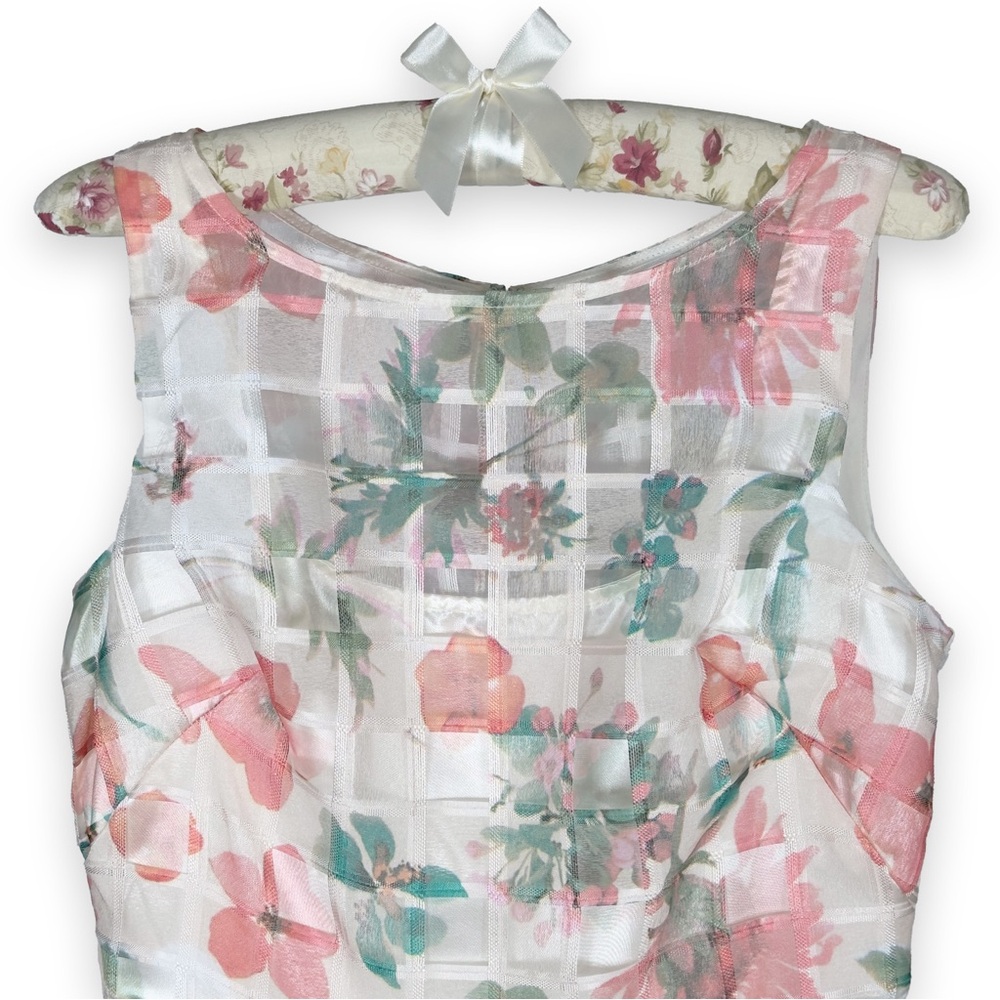 Julian Taylor Floral Sleeveless Dress - Picture 2 of 8
